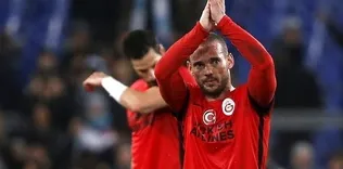 Sneijder ve H.Balta yok