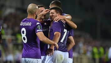 Fiorentina 3 gol ile turladı!
