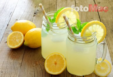 Sıcaklarla baş edebilmek için: Ev yapımı limonata tarifi!