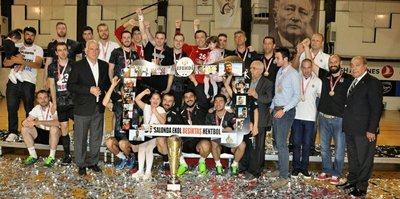 Beşiktaş Mogaz ‘şampiyonluk’ kupasını aldı