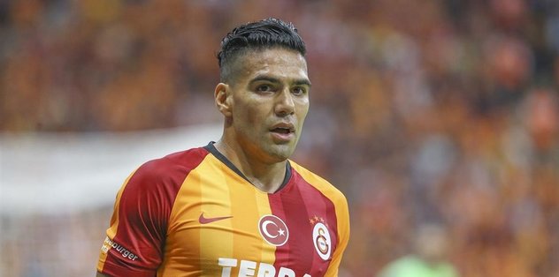 Yok artık Falcao! Geleceği merak ediliyordu...
