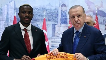 Başkan’a çifte kupalı ziyaret