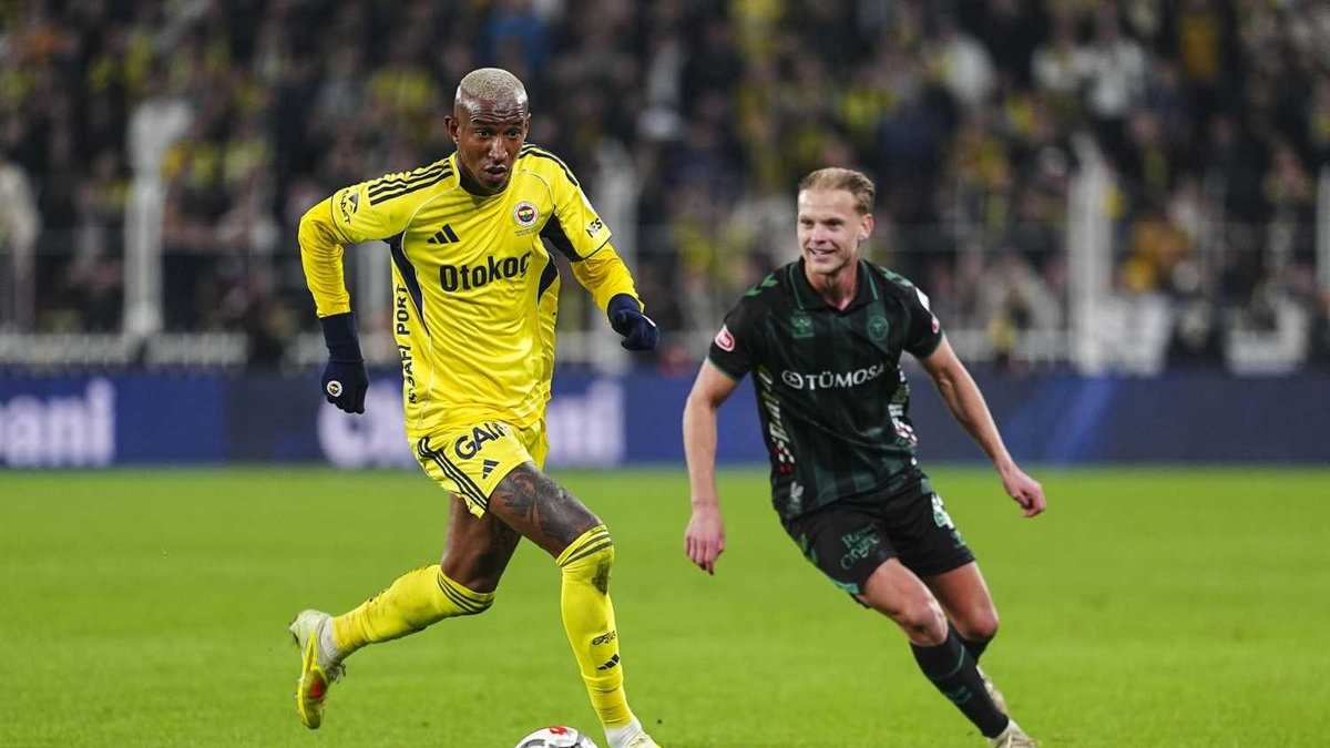 Tümosan Konyaspor - Fenerbahçe maçının hakemi belli oldu