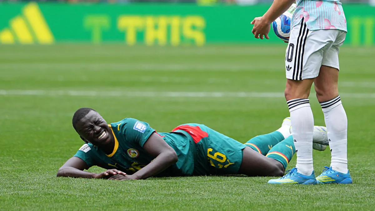 Villarreal'in Pape Gueye Vebali: Galatasaray'ın Gözdesi Zarar Ettirdi