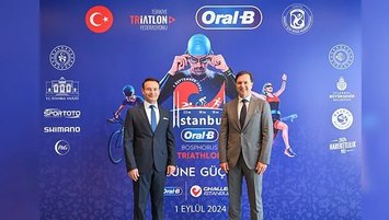 İstanbul’da Oral-B’yle Triatlon karnavalı