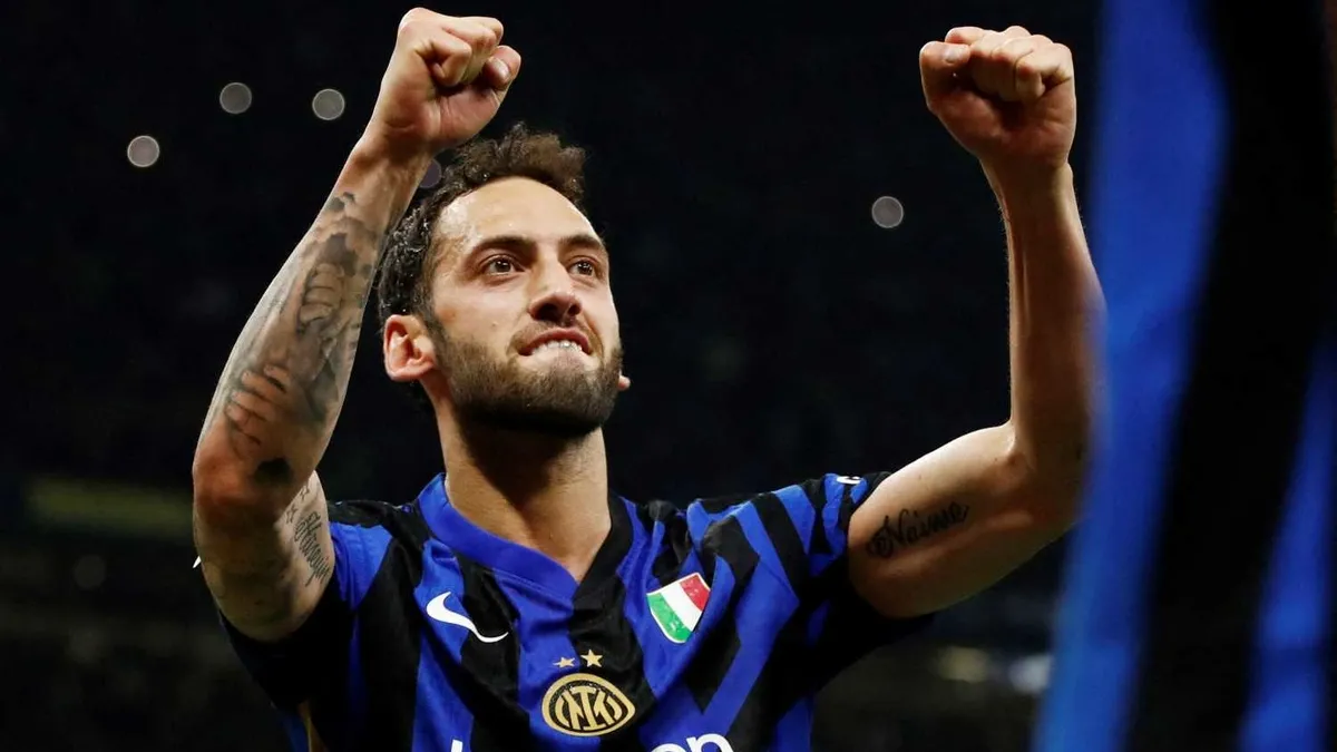 Galatasaray'da ısrar sürüyor! Hakan Çalhanoğlu ve transfer...