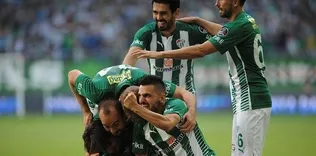 Bursaspor’da ikincilik coşkusu