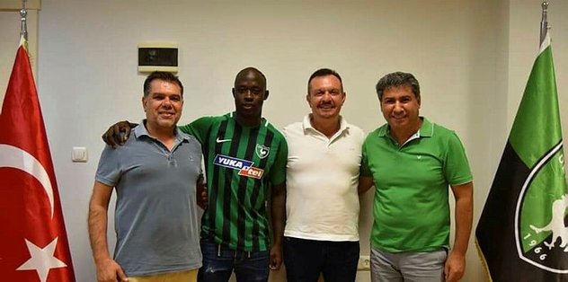 Denizlispor Barrow'u transfer etti