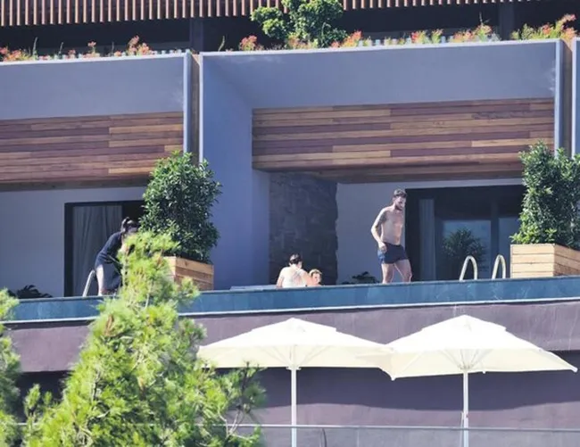 Son dakika spor haberi: Hakan Çalhanoğlu Inter ile sözleşme imzaladı ardından Bodrum'da tatile çıktı! - 2