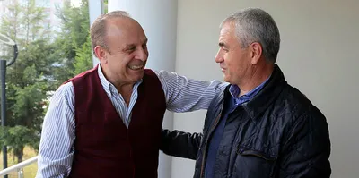 Rıza Çalımbay'dan Rizespor'a ziyaret