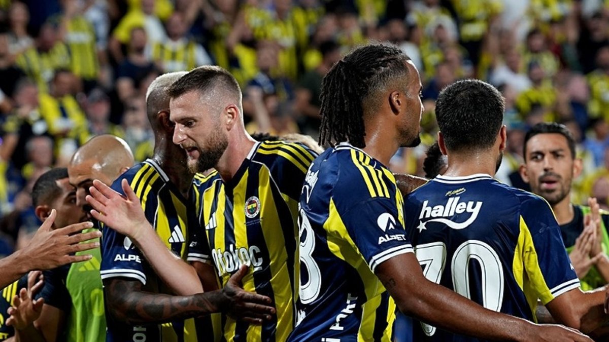 Fenerbahçe coştu