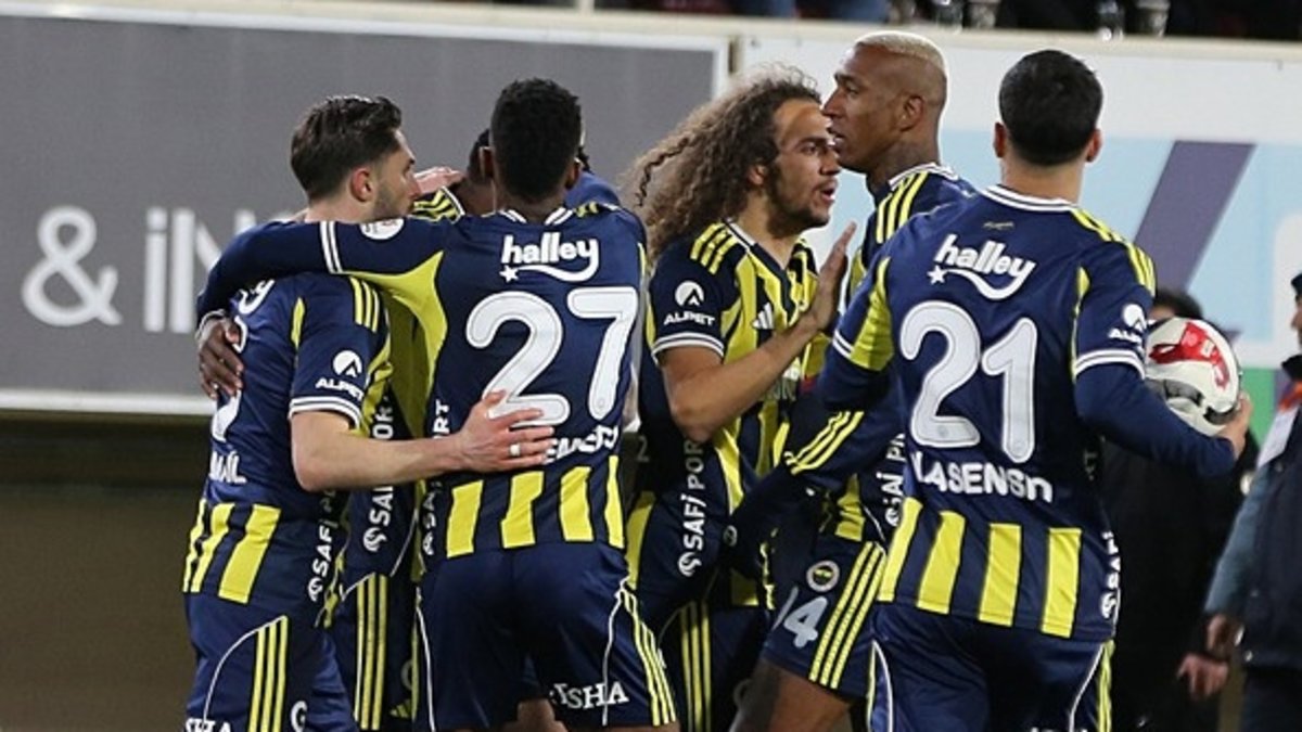 Fenerbahçe'nin Alanya'daki Şaşırtan Geri Dönüşü Taraftarları Coşturdu! - Görsel 1