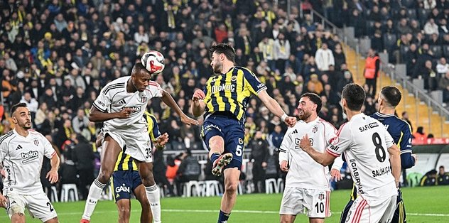 Penaltı VAR uyarısıyla geldi