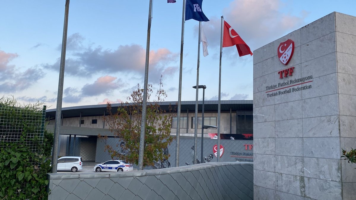 TFF’den forma için serbestlik TFF’den forma için serbestlik