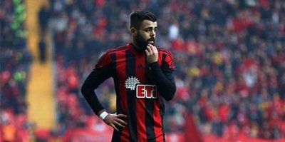 Kayserispor Hasan Hüseyin'le 3 yıllık sözleşme imzaladı