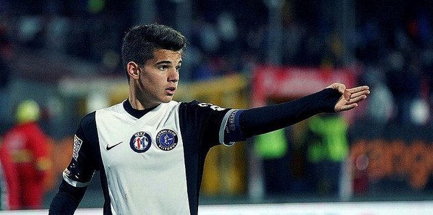 Oğlunu geri aldı
