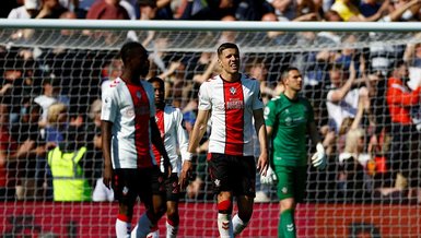 Southampton 0-2 Fulham (MAÇ SONUCU - ÖZET) | Southampton küme düştü