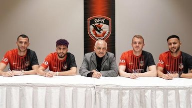 Gaziantep'ten 4 yeni transferlere imza töreni