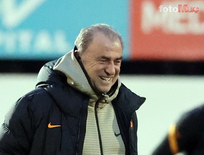 Galatasaray’da DeAndre Yedlin ve Mostafa Mohamed ilk antrenmanına çıktı! İşte o görüntüler