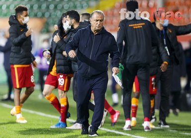 Usta yazarlar Galatasaray’ın Alanyaspor’u 1-0 yendiği maçı yorumladı