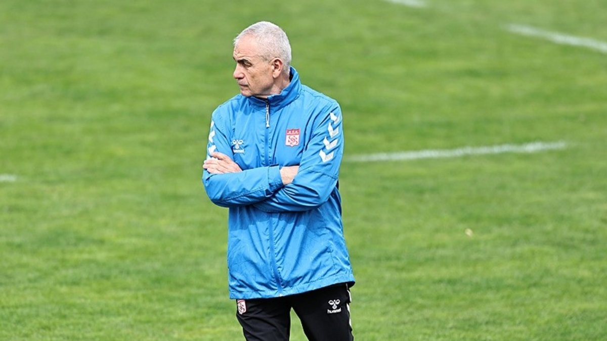 Rıza Çalımbay: Zor maçlarımız başlıyor