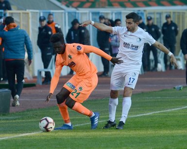 Erzurumspor - Alanyaspor maçından kareler
