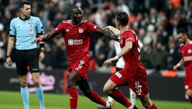 Yatabare’nin Kartal aşkı