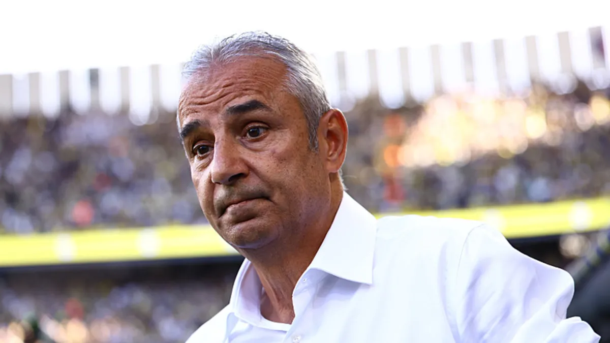 Fenerbahçe'de şok gerçek! İsmail Kartal yıldız ismi gözden çıkardı