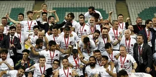 Karagümrük 1. Lige yükseldi!
