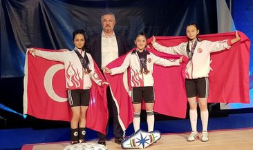 Milli haltercilerden tarihi başarı