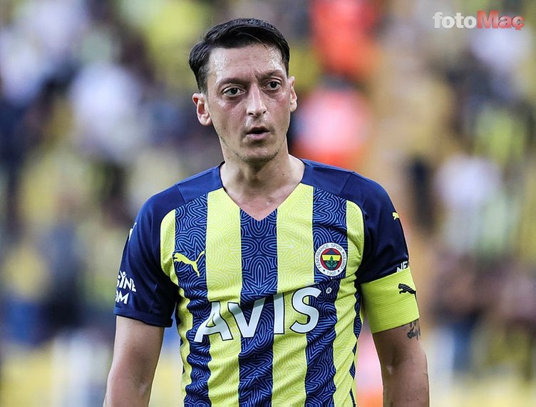 Son dakika Fenerbahçe haberi: Hakkı Yalçın: Mesut Özil geldiğinden beri uykulu