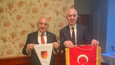 Türkiye Futbol Federasyonu ve Almanya Futbol Federasyonu heyetleri dostluk yemeğinde buluştu!