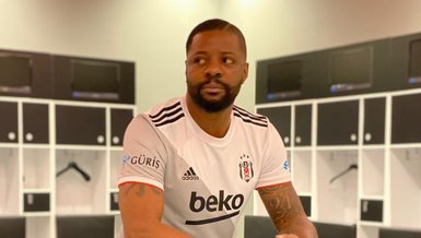 Pascal Nouma Beşiktaş - Fenerbahçe derbisini tribünden izliyor