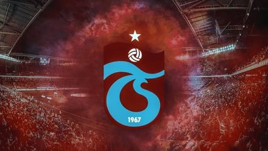 Son dakika spor haberi: Trabzonspor'un 28 kişilik kadrosu 15'i yerli, 13'ü yabancıdan oluştu