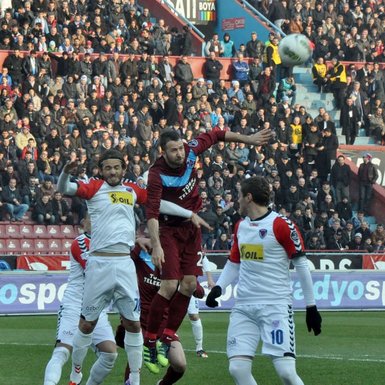 Trabzonspor - Mersin İdmanyurdu Spor Toto Süper Lig 28. hafta mücadelesi