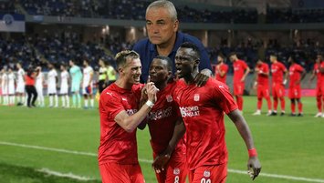 Sivasspor avantajı kaptı!