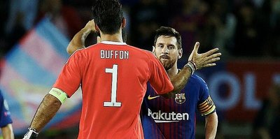 Messi, Buffon'u da yıktı