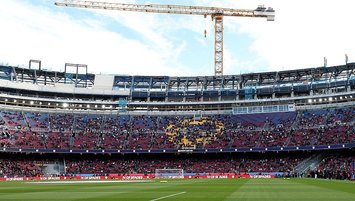 Barcelona Camp Nou'ya dönüyor!