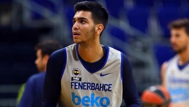 Fenerbahçe Beko'nun genç basketbolcusu İsmail Karabilen'in bileği kırıldı!