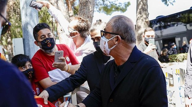 Son dakika spor haberleri: Galatasaray Antalya'da coşkuyla karşılandı #