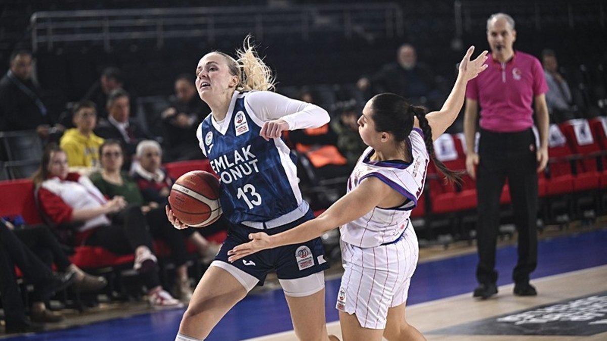 Emlak Konut BOTAŞ'ı deplasmanda mağlup ederek yarı finale yükseldi!