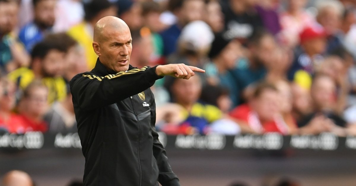Zidane In Gozu Fenerbahce De Son Dakika Fenerbahce Haberleri Fotograflari Fotomac