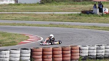 Racing'e destek