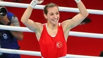 Altın kız Busenaz