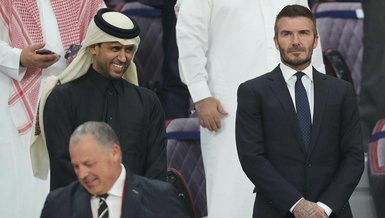 David Beckham Dünya Kupası öncesi "Katar'ın Futbol Kaleleri"ni gezdi
