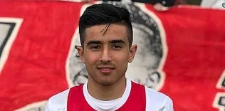 Ajax’tan Naci Ünüvar’a profesyonel sözleşme