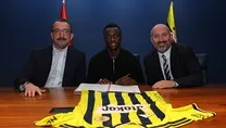 Diouf’la 5 yıllık imza