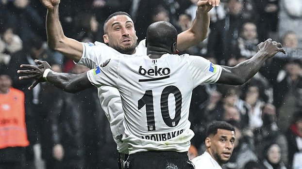 Gözlerin pasını sildiler