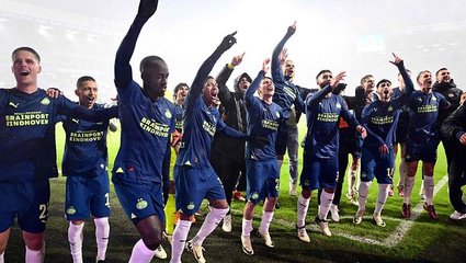 PSV Eindhoven şampiyon! PSV 4-2 Sparta Rotterdam | MAÇ SONUCU - ÖZET