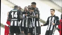 Beşiktaş’ı tutabilene aşk olsun